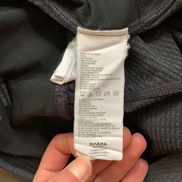 Prana 3/4 Length Yoga Pants - Picture 6 of 6